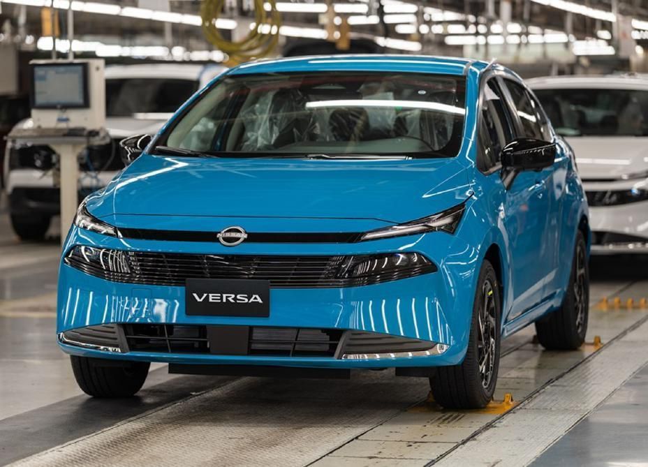 Nissan Versa 2027 inicia produção no México; veja as novidades!