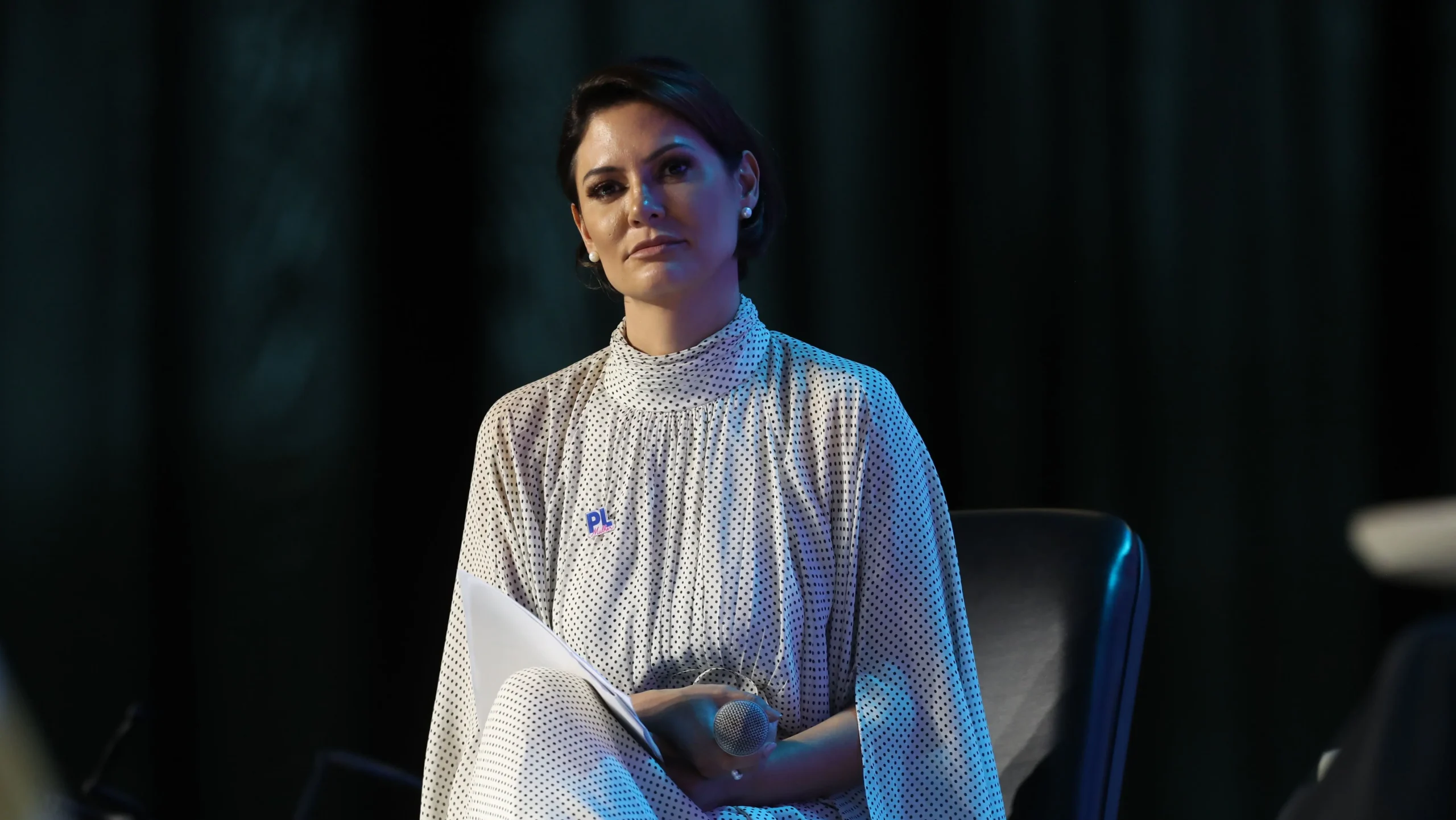 Eleições: Michelle destaca prioridade em Bolsonaro e licença