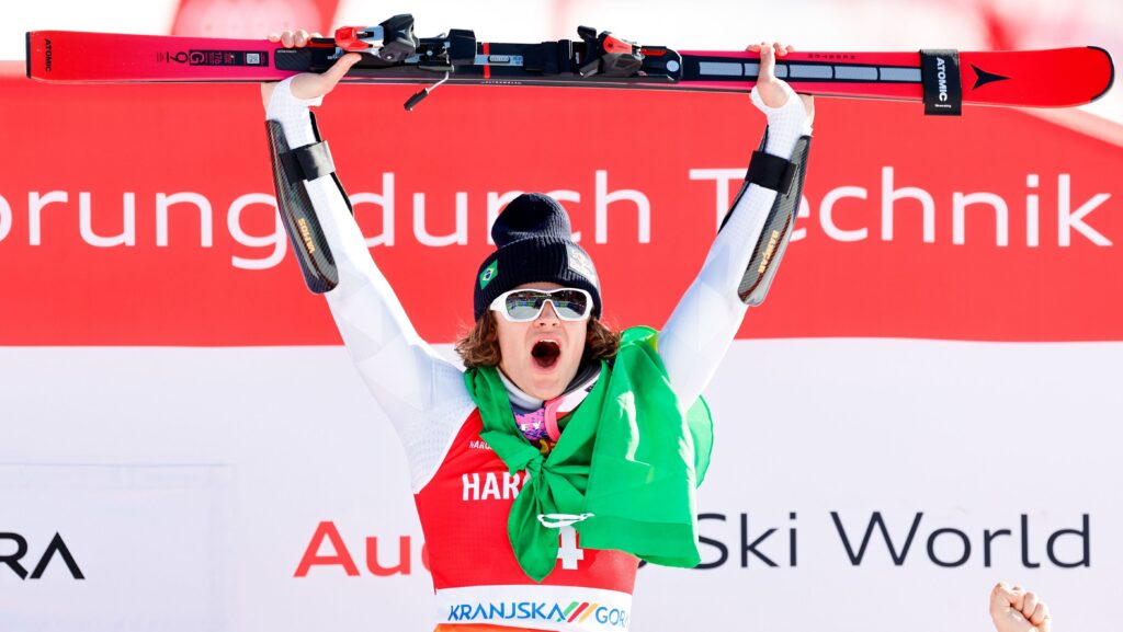 Lucas Pinheiro conquista ouro na Copa do Mundo de esqui alpino