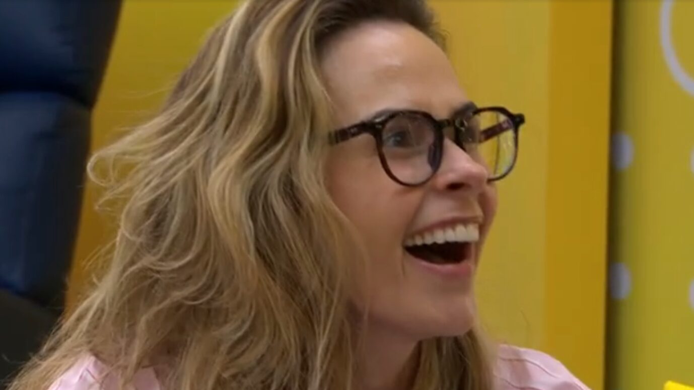 BBB 26: líder Ana Paula agita a noite na casa com diversão