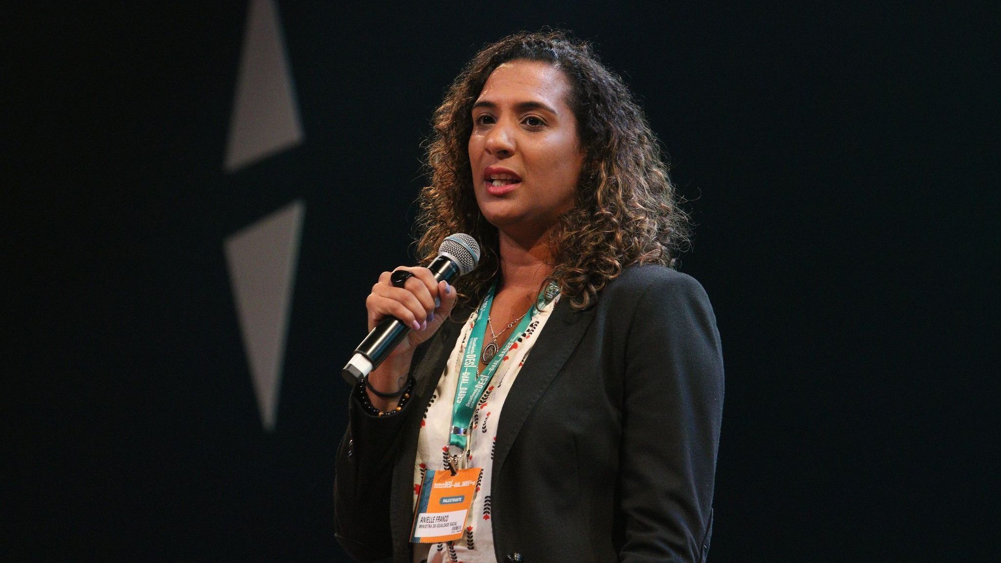 Denúncia contra Silvio estimula mulheres a falarem sobre abuso