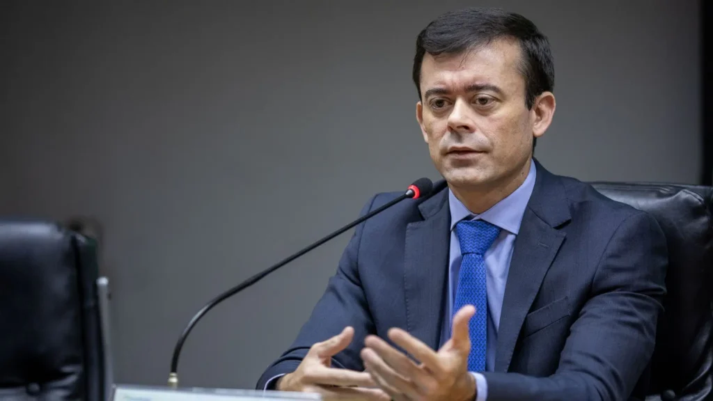 Ceron: Estados devem aderir à subvenção ao diesel até abril