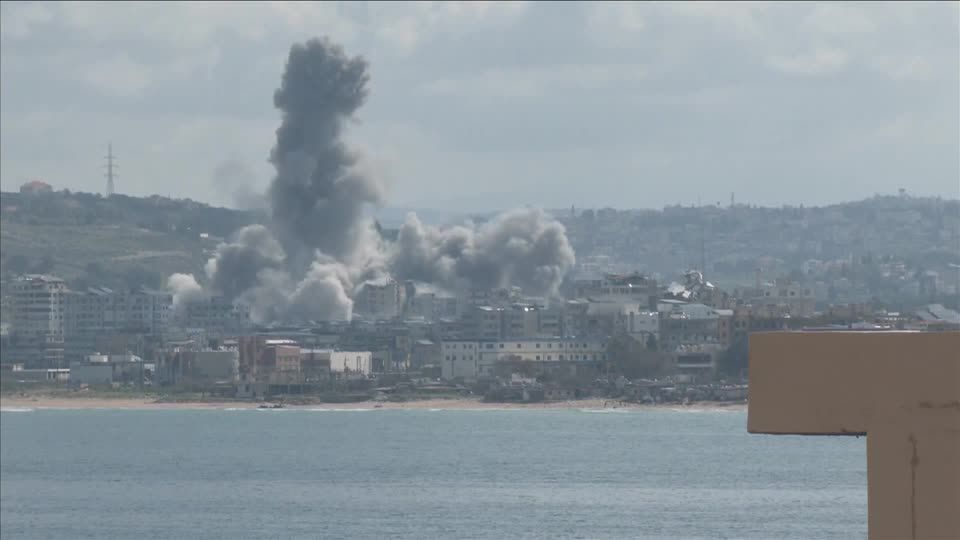 Israel bombardeia Líbano após anúncio de cessar-fogo e tensões
