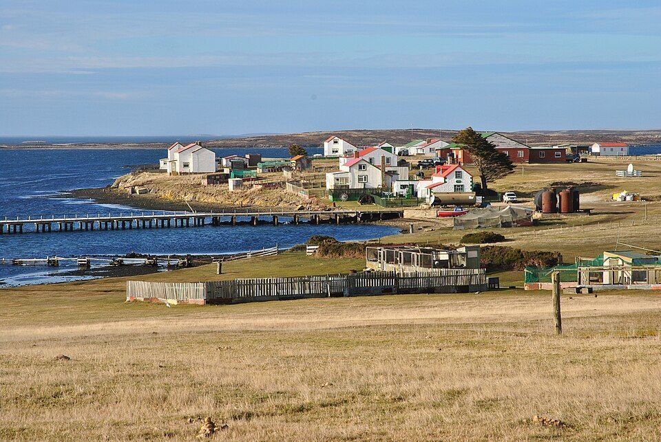 Reino Unido diz que tem soberania das Ilhas Malvinas e reforça posição
