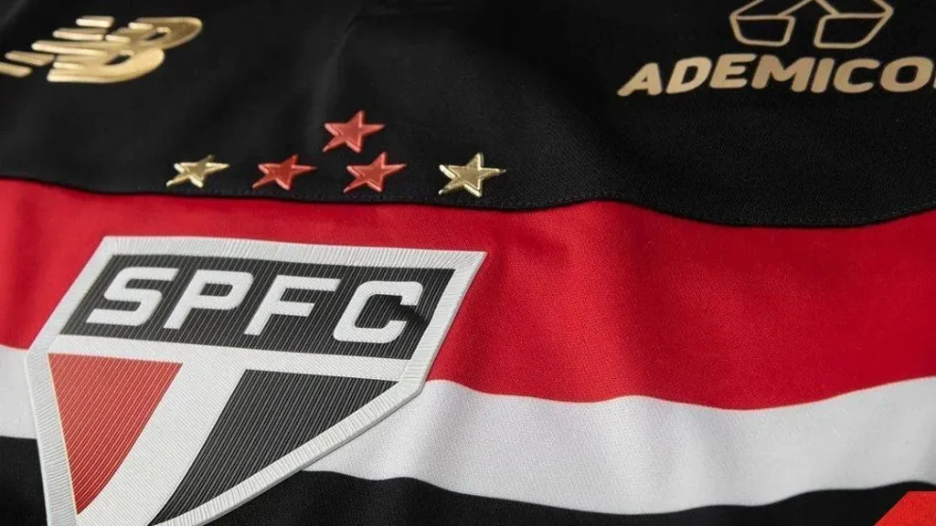 Em processo de renovação, New Balance triplica lucro do São Paulo