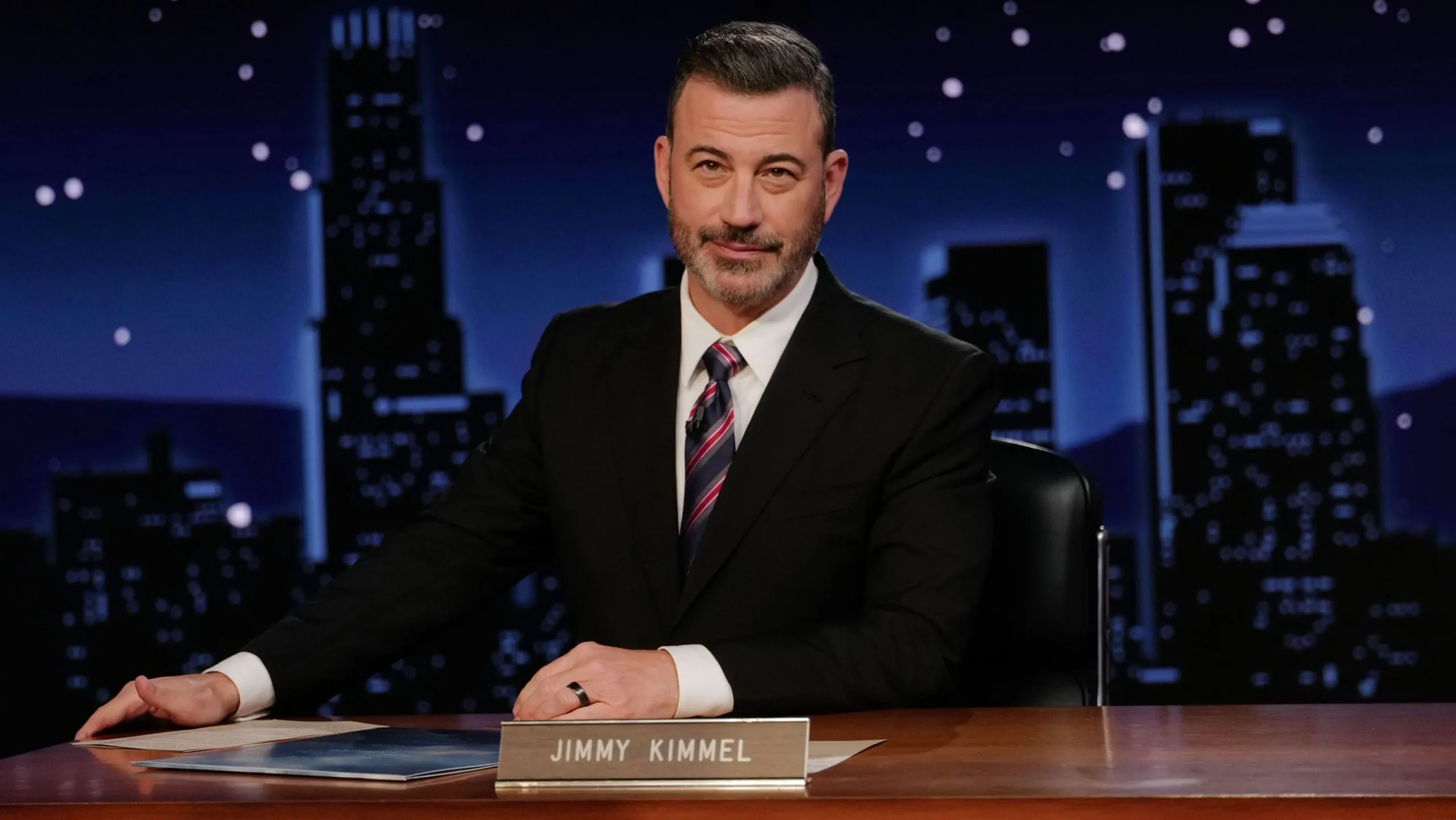 Trump diz que a ABC deveria demitir Jimmy Kimmel agora