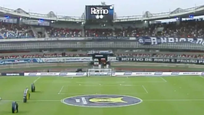 Remo x Vasco: chuva forte atrasa início da partida em Belém