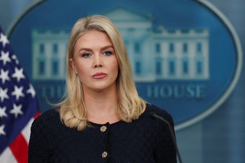 Irã se compromete a manter Ormuz aberto e fortalecer a economia