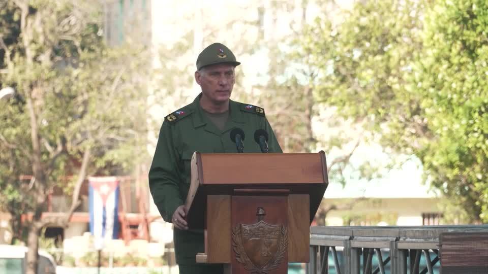Presidente de Cuba diz que ilha não vai se render à opressão