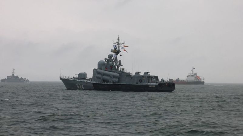 Zelensky diz que Ucrânia atacou dois navios petroleiros da Rússia