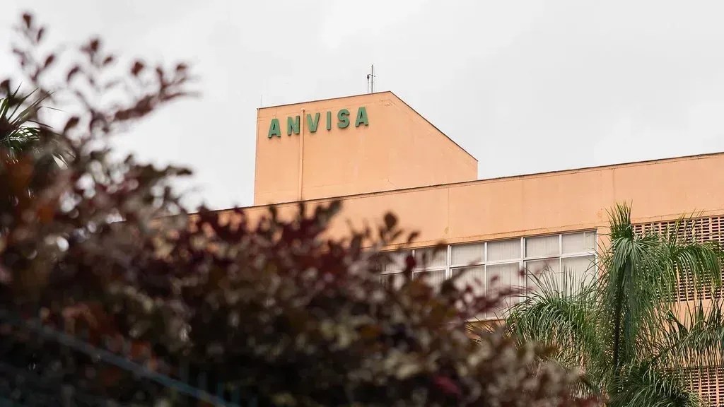 Anvisa suspende venda de medicamentos de hipertensão e câncer: entenda