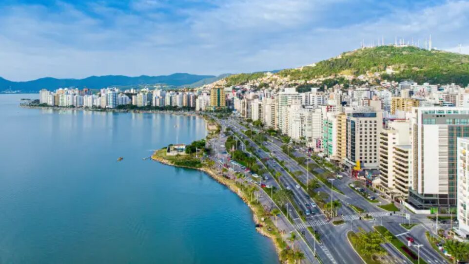 Semana em Florianópolis: previsão de sol e chuvas fracas