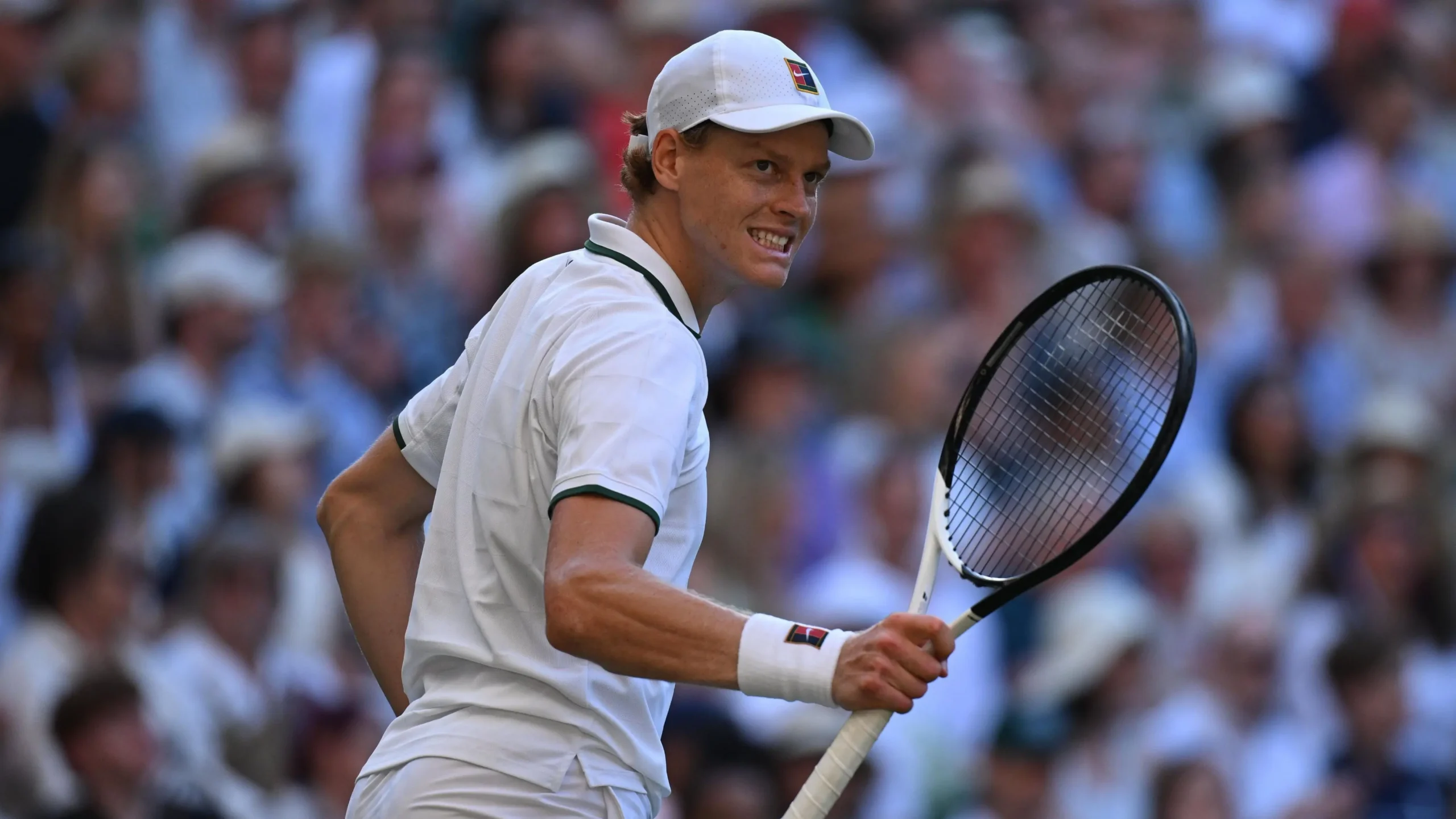 Sinner vence Zverev de virada e conquista o bicampeonato