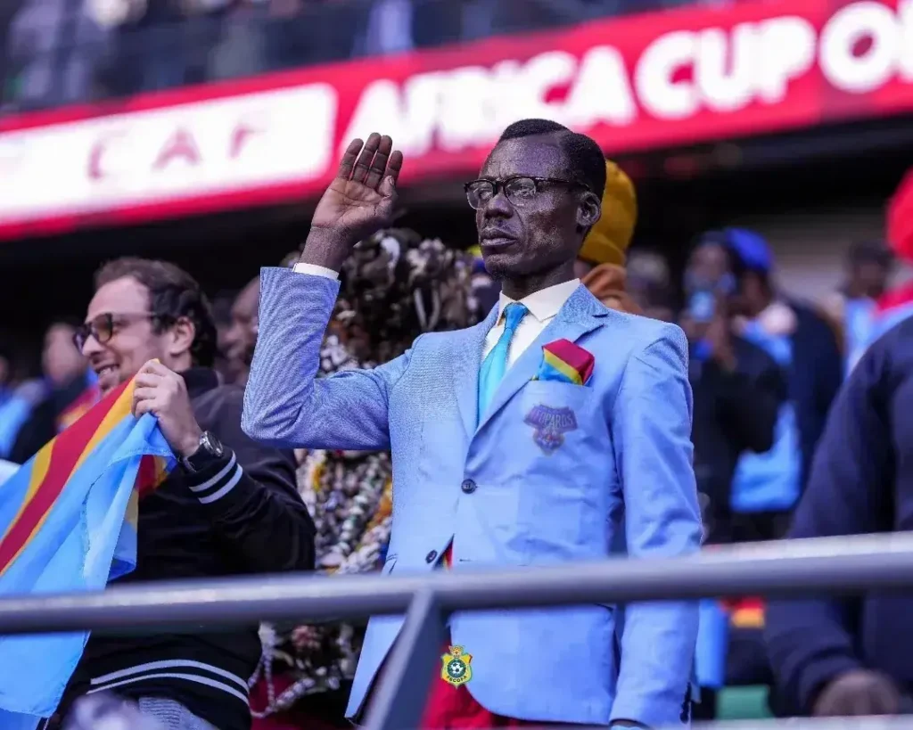 Torcedor-símbolo da RD Congo expressa apoio após queda na Copa