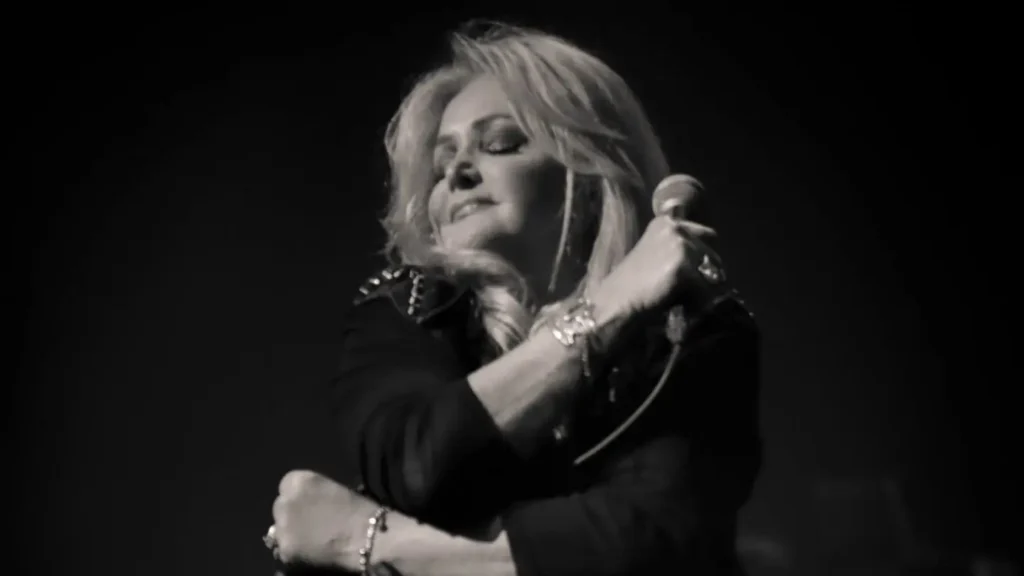 Recorde grandes sucessos de Bonnie Tyler na música mundial