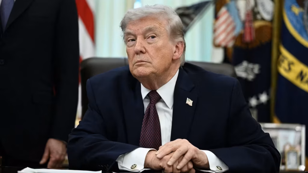 Trump volta a dizer que a Groenlândia deve ser dos EUA