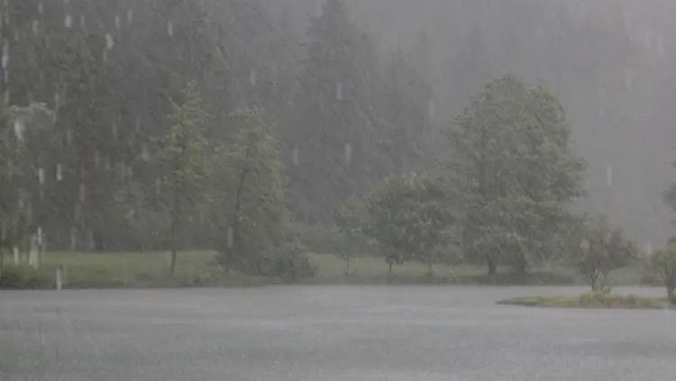 Chuva forte volta ao Sul e garante refresco em dias quentes