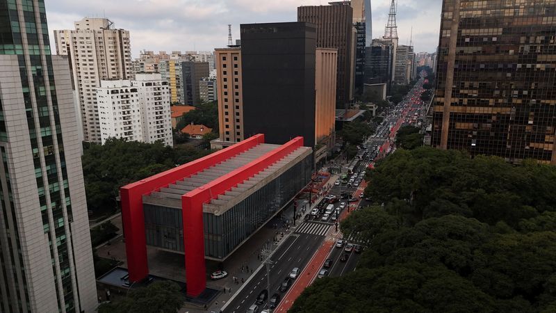 Céu limpo, chuvas e sol: o que esperar do clima em SP esta semana