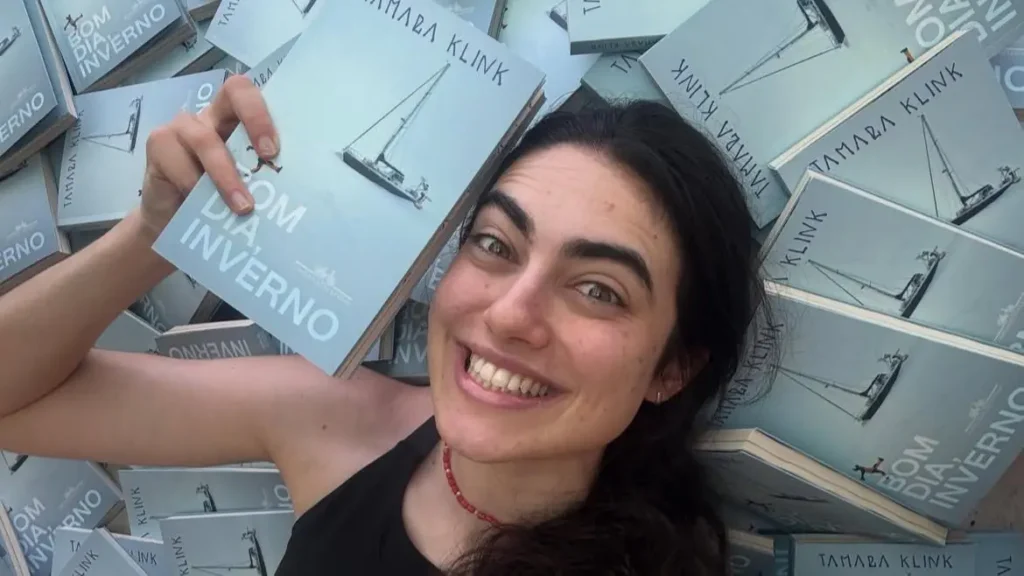 Tamara Klink pede para não comprarem seu livro pessoalmente