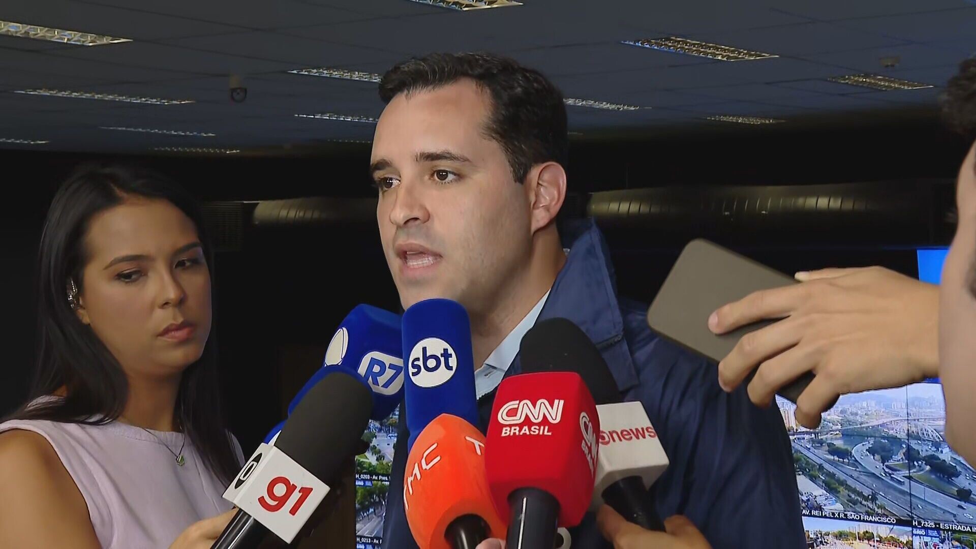Ciclone-bomba: Prefeitura do Rio tranquiliza a população