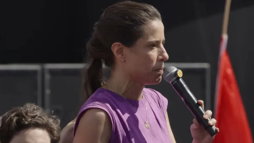 Raquel Lyra fala em "caminho difícil" de reformas e futuro em PE