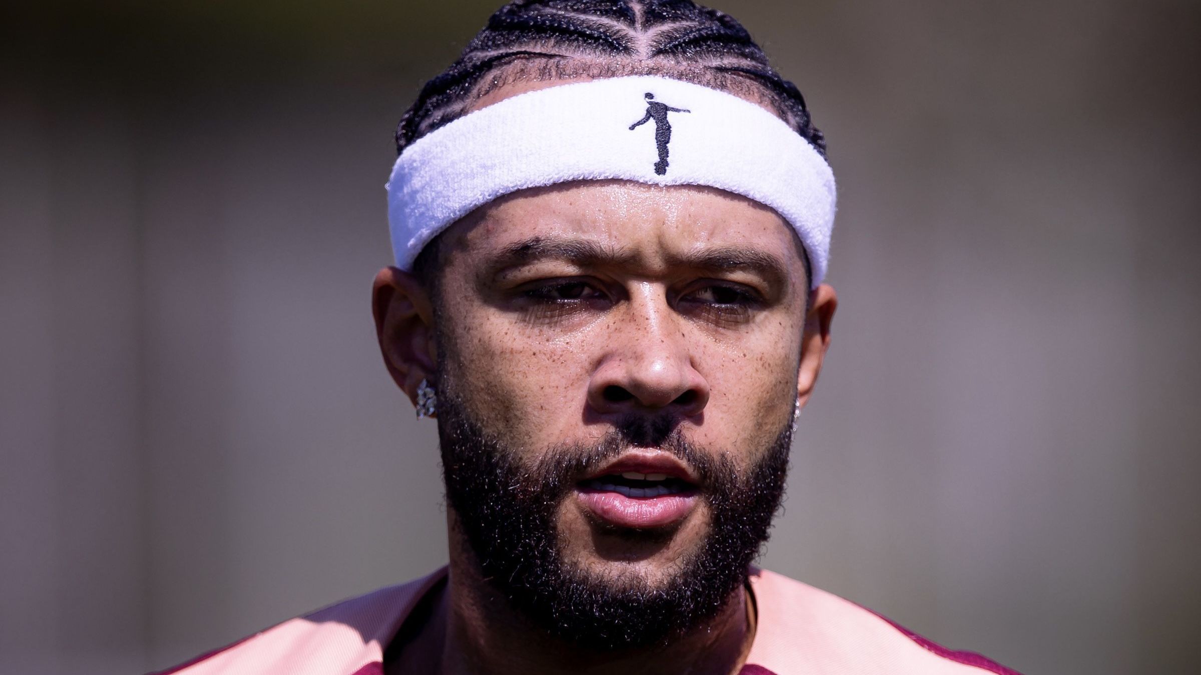 Memphis precisa ganhar títulos no Corinthians para justificar investimento