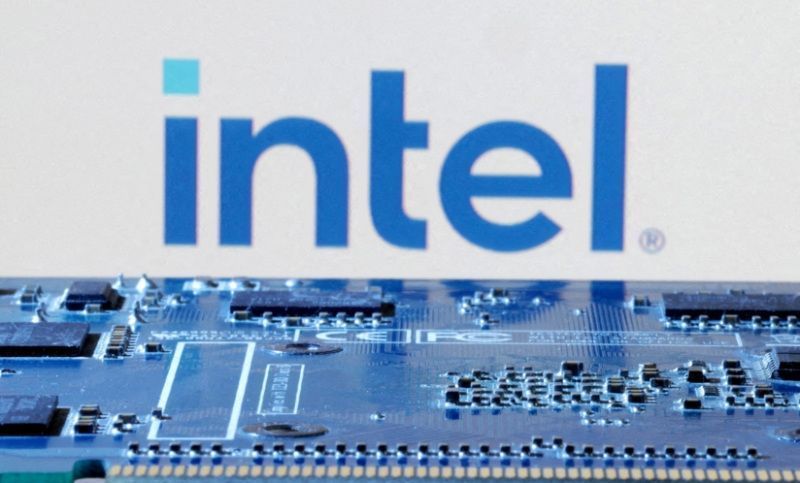 Intel fará oferta pública de ações para fortalecer seus recursos