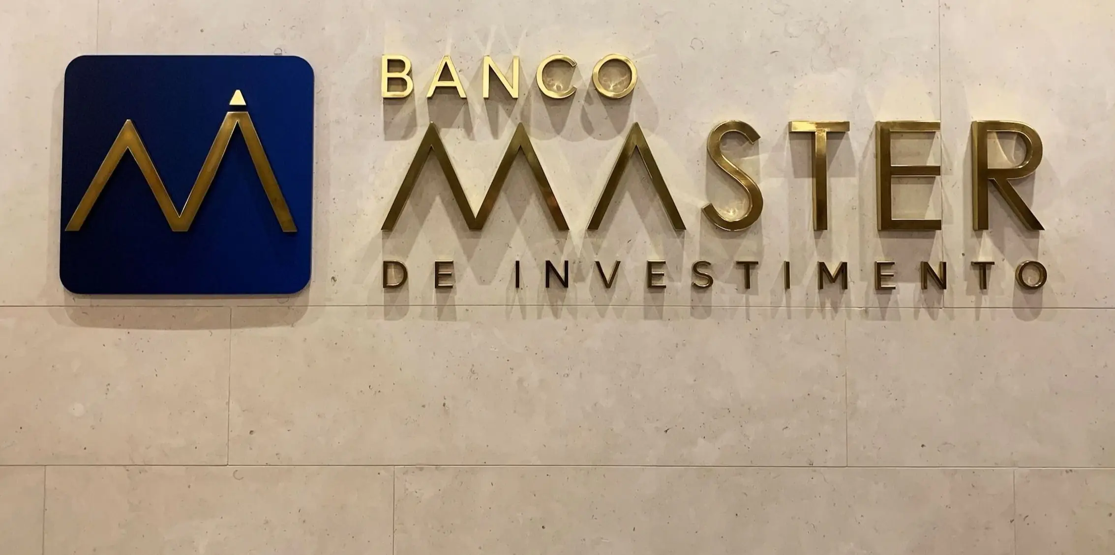 STF e Bolsonaros enfrentam desgaste crescente com Caso Master