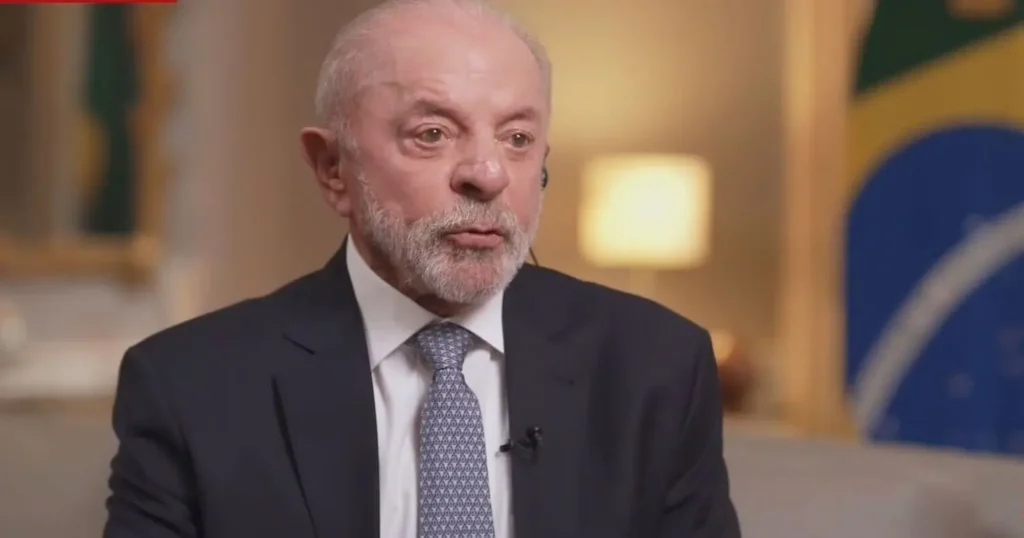 À CNN, Lula diz que Eduardo Bolsonaro é "traidor da pátria"