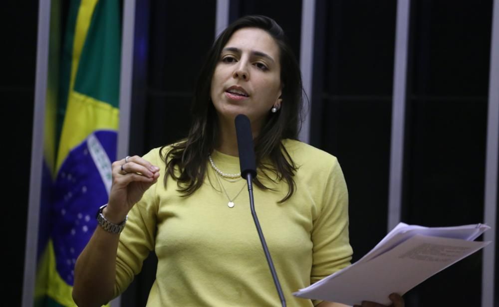 Deputada do PT aciona polícia após receber ameaças graves