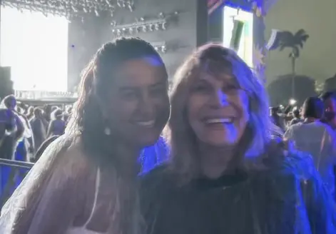 Áudios de Renata Sorrah para a filha divertem a web e emocionam