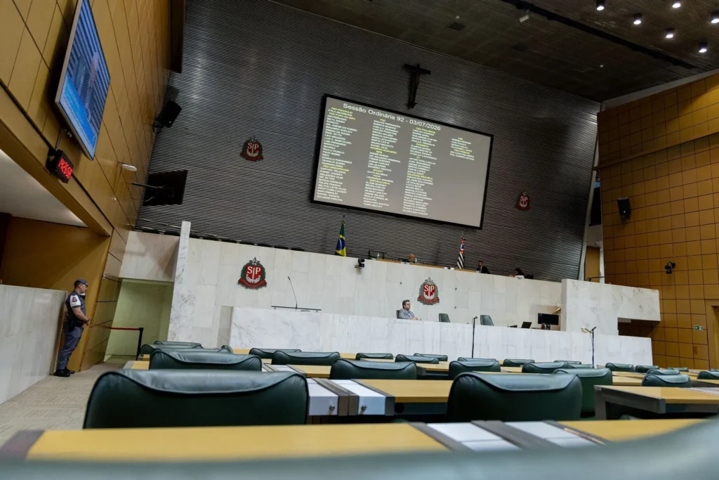 Alesp: PL sobe para 27 deputados com apoio do PSDB