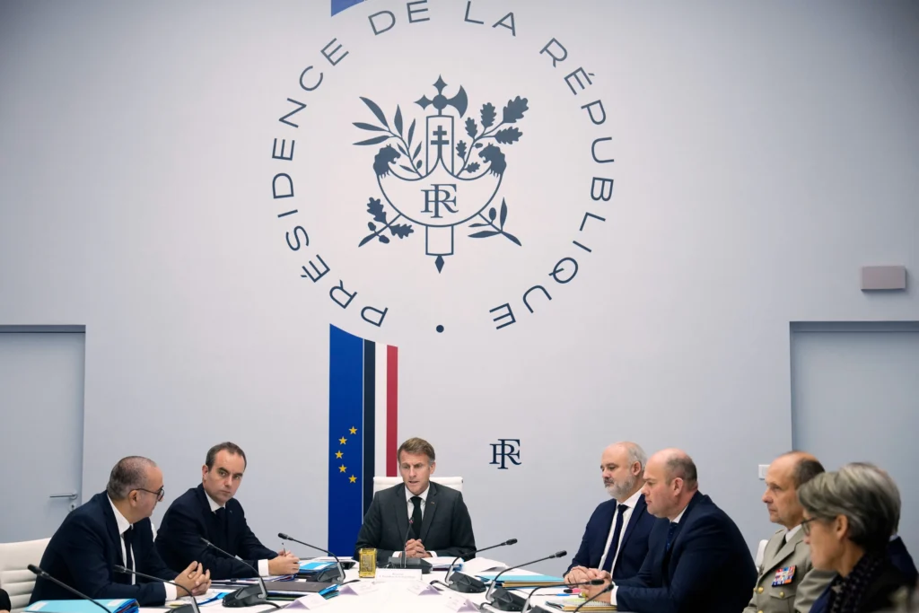 Governo francês anunciará medidas para amenizar protestos e tensões