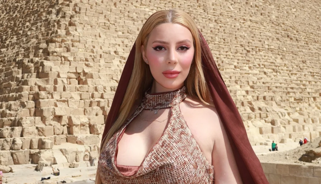 Quem é Malévola, influenciadora trans que foi presa no Egito?