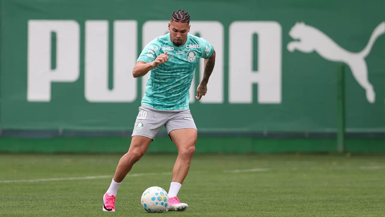 Paulinho avança em recuperação e se aproxima do retorno triunfante